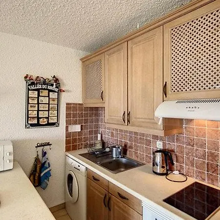 Apartment T2 Climatise Avec Piscine, Parking - - Fr-1-610-6