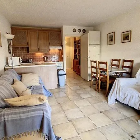 T2 Climatise Avec Piscine, Parking - - Fr-1-610-6 Apartment Bormes-les-Mimosas