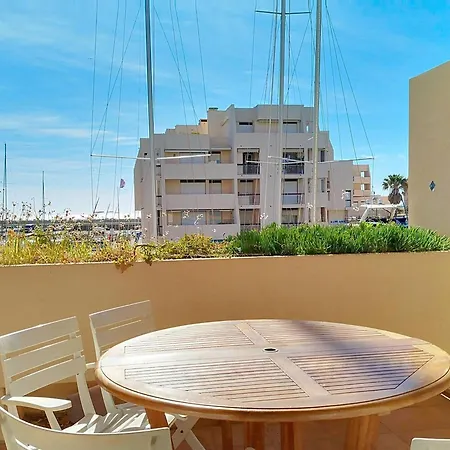 T2 Climatise Avec Piscine, Parking - - Fr-1-610-6 *